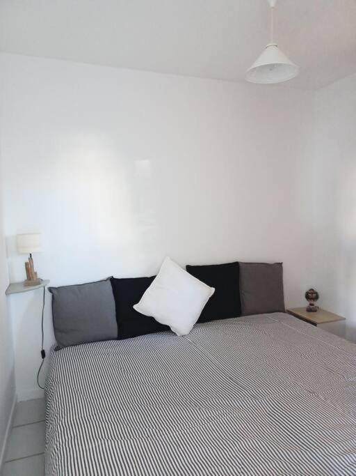Plain-Pied, Terrasse, Piscine, Pleine Vue Mer, Plage A 6' A Pied, Parking, Wifi フルーリー エクステリア 写真